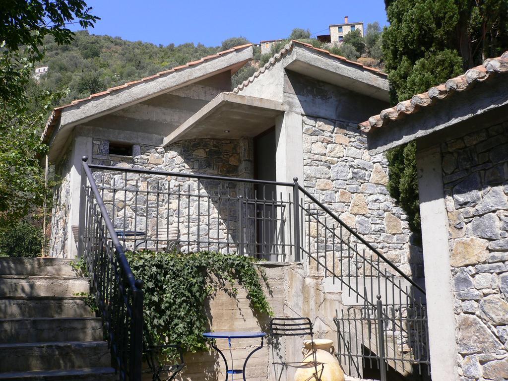 Studios Kyparissi & Spa Tirós Dış mekan fotoğraf
